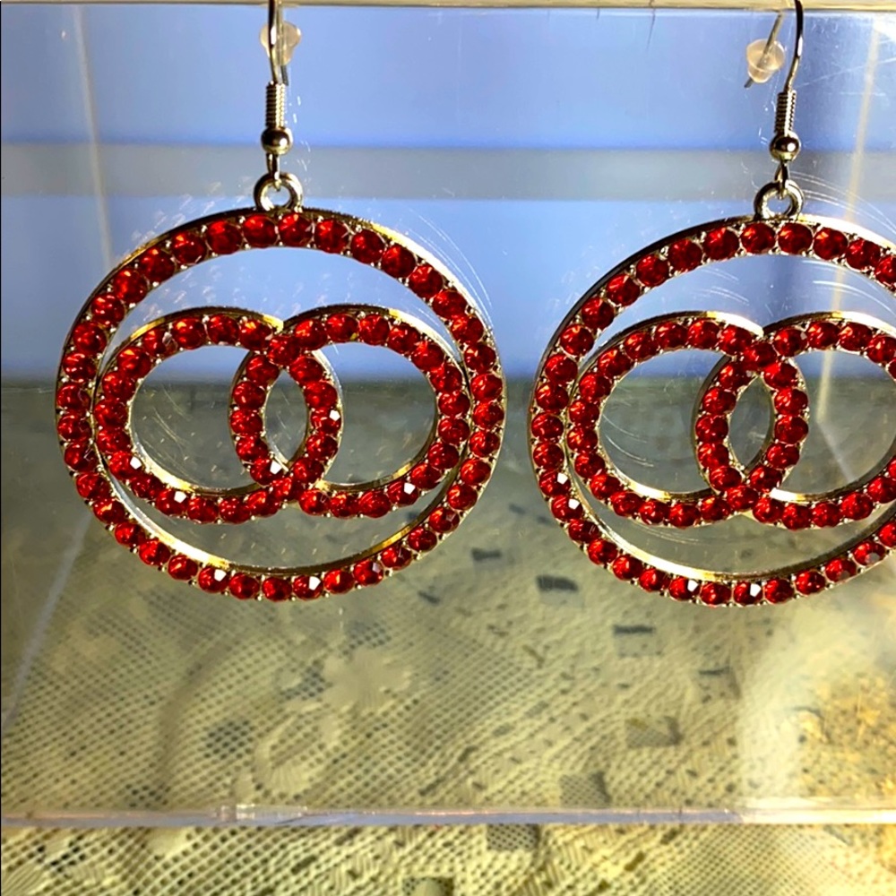CRYSTAL COLLECTION - Red Crystal Earrings